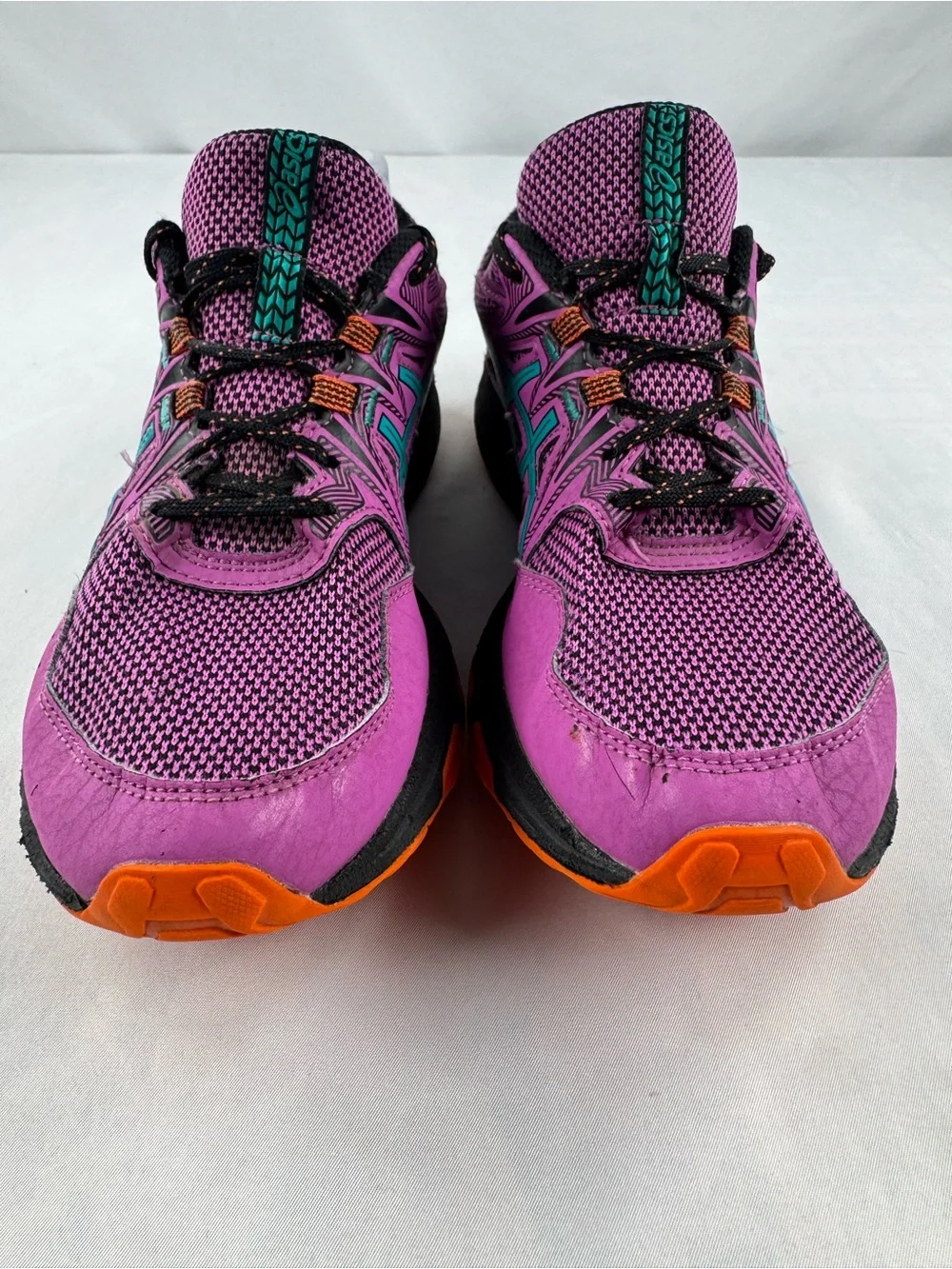 Asics GEL-Venture 8 Trail Hiking and Running Sneaker - Picture 3 of 8